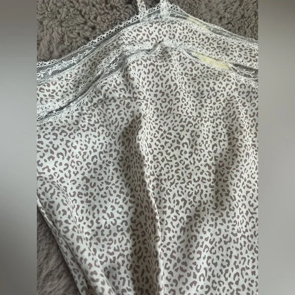 JODIFL Tank Top - Picture 2 of 6